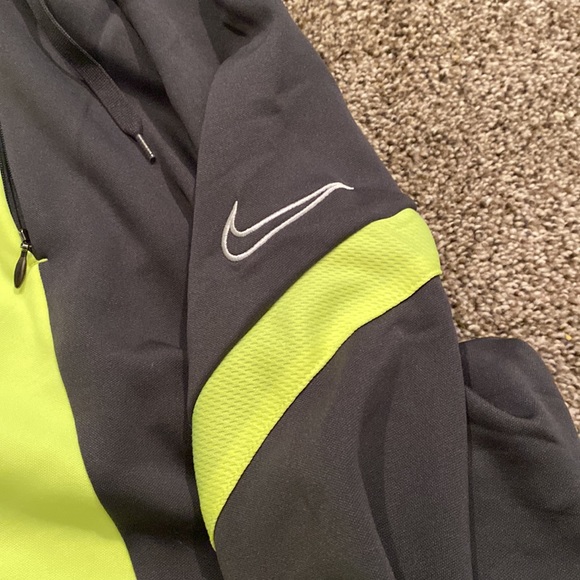Women’s XL Grey & Lime Green Nike Hoodie - Picture 3 of 9